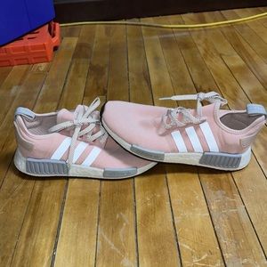 Size 9.5 - adidas NMD R1 Vapour Pink 2017